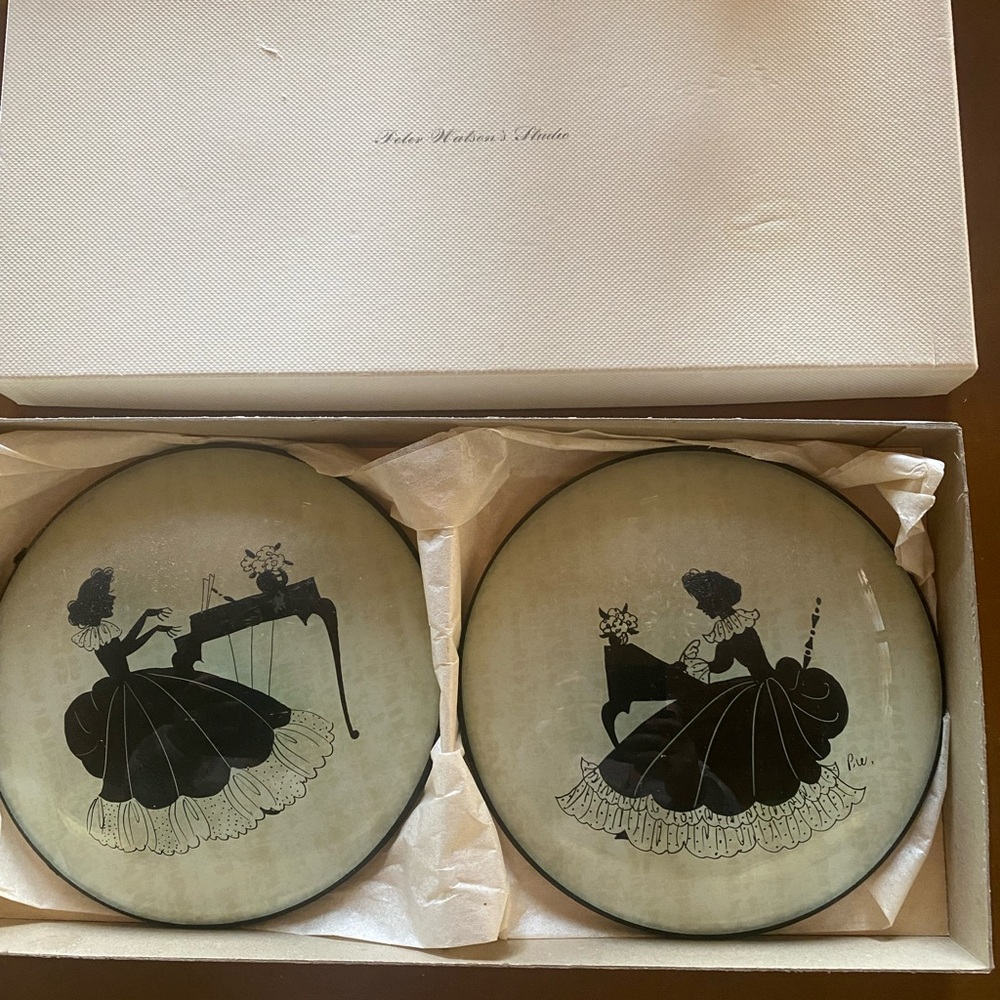Vintage Peter Watson Studio Hand Painted on glass pics w/original box!